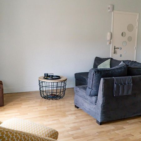 Simplicite Et Calme En Appartement A อีซัวร์ ภายนอก รูปภาพ